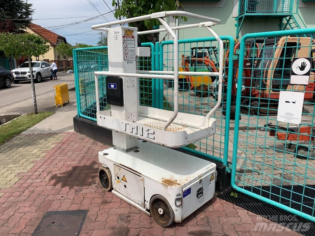 UpRight TM 12   V-2748 Henkilönostimet ja nostolaitteet