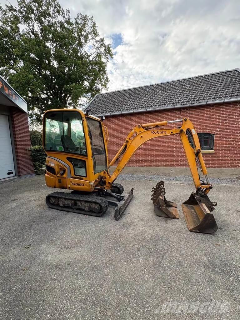 Kubota KX 019-4 Minikaivukoneet < 7t