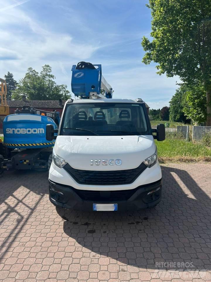 Socage 20D Nostolava-autot
