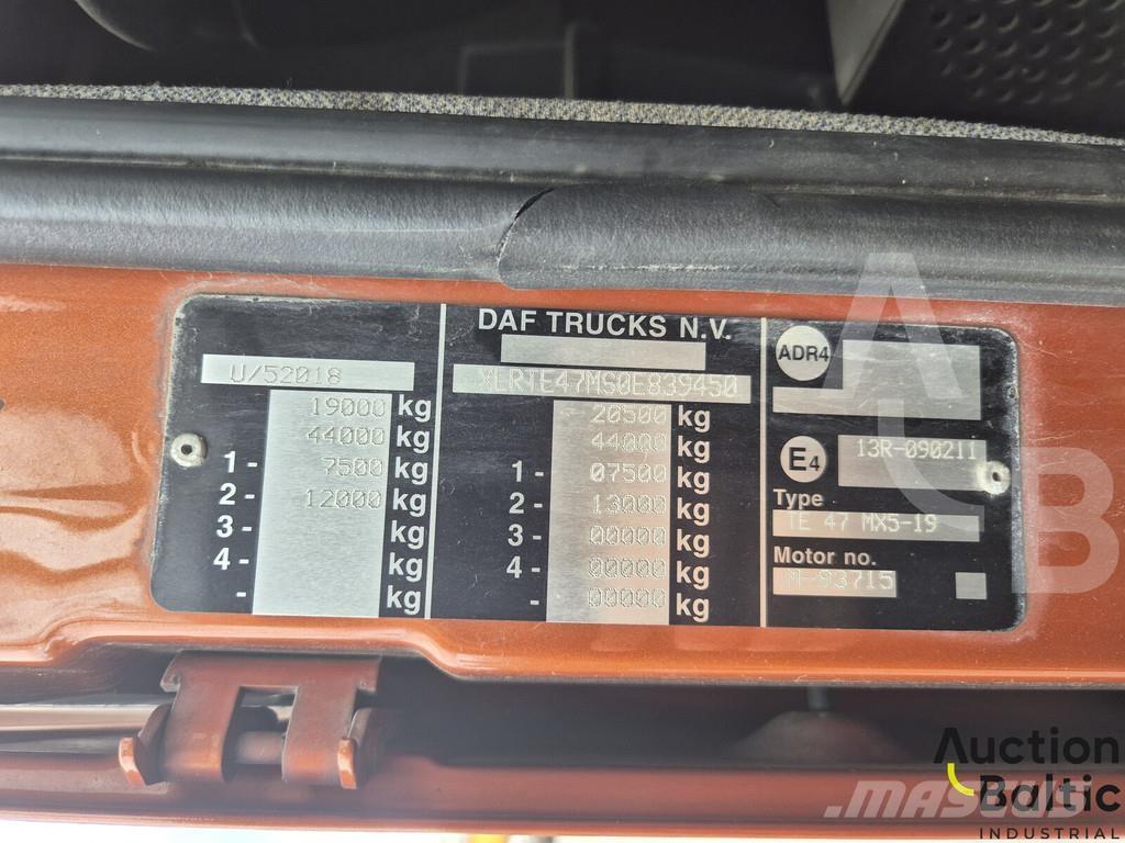 DAF FTXF105 Vetopöytäautot