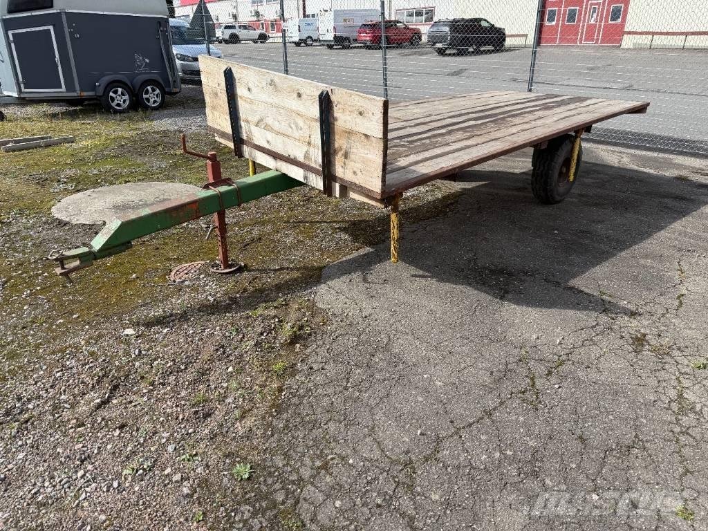  Skogskärra med flak Muut perävaunut