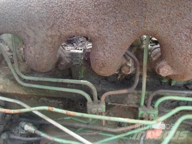 John Deere 4420 Leikkuupuimurit