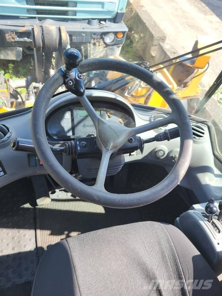 Volvo L 70 E Pyöräkuormaajat