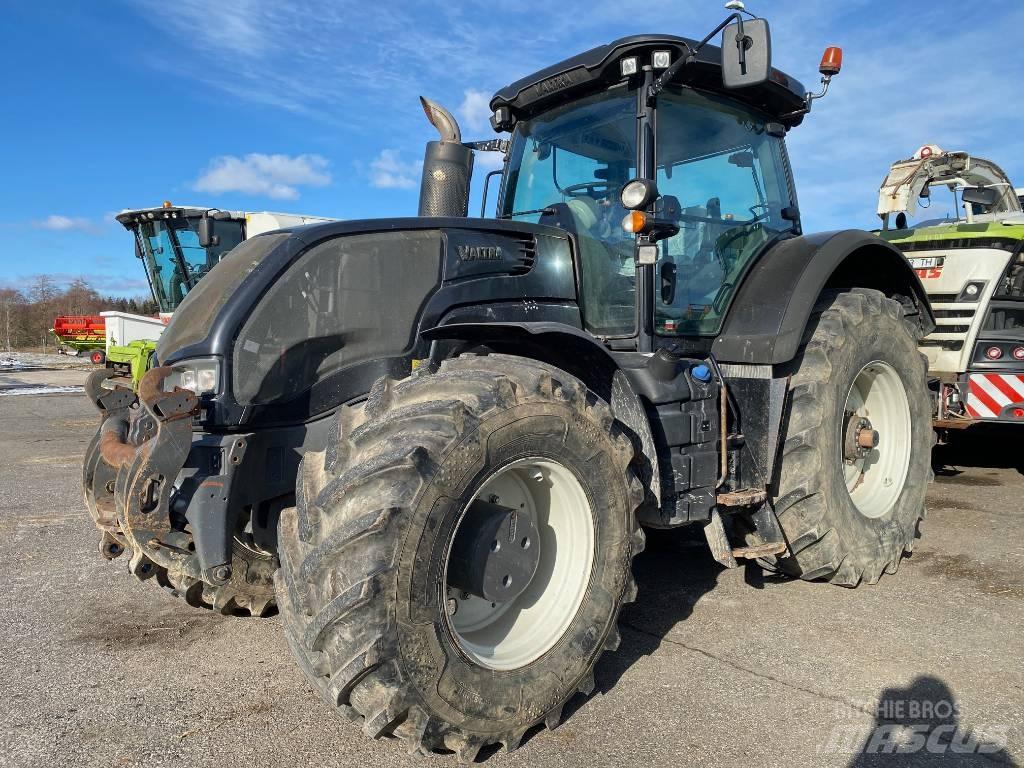 Valtra S 233 Traktorit