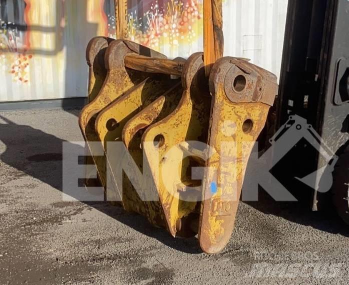 CAT Attache rapide Pyöräkuormaajat
