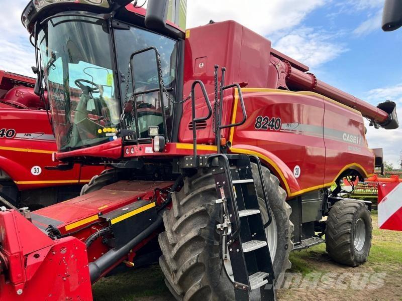 CASE IH 8240 Leikkuupuimurit