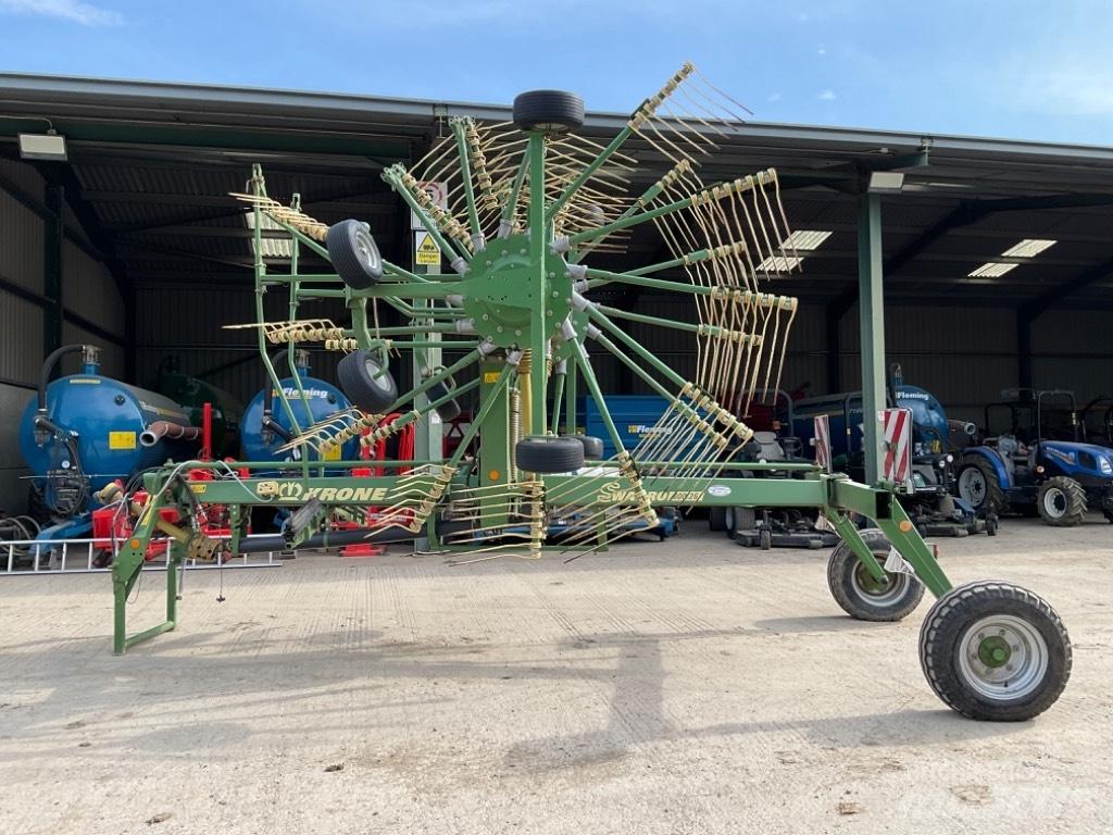 Krone Swadro 800/26 Pöyhimet ja haravat