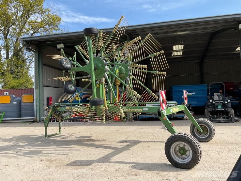 Krone Swadro 800/26 Pöyhimet ja haravat