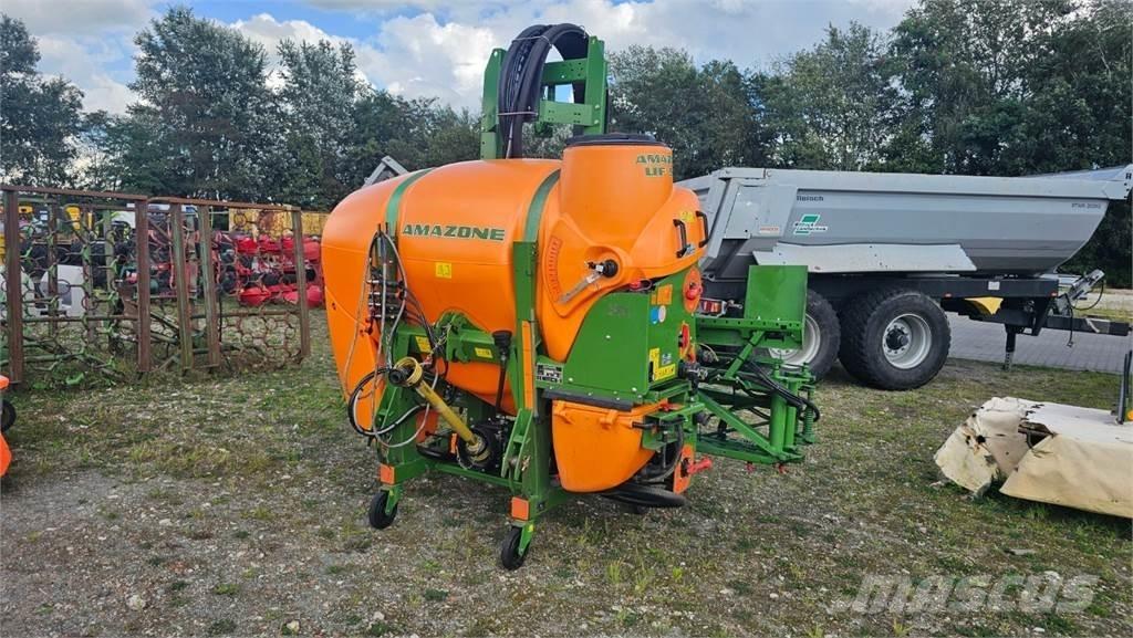 Amazone UF 901 Hinattavat ruiskut
