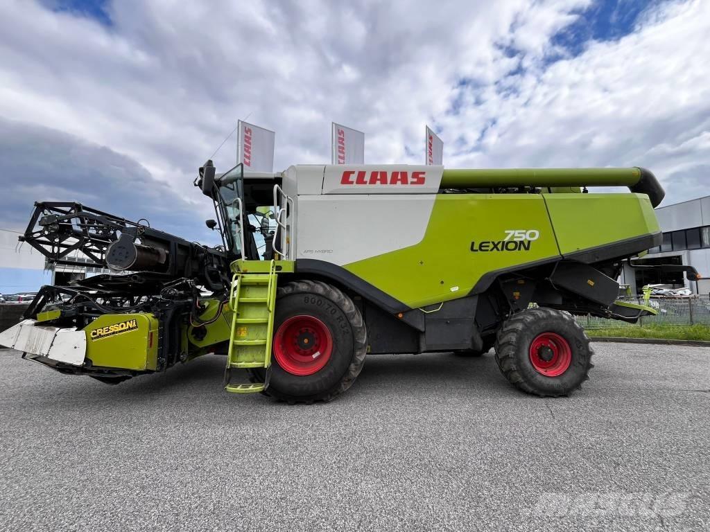 CLAAS Lexion 750 Leikkuupuimurit