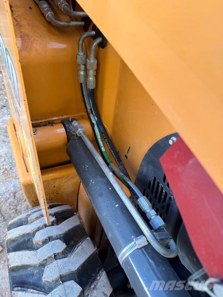 CASE SR 200 Liukuohjatut kuormaajat