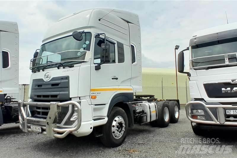 UD Quester GWE440 Muut kuorma-autot