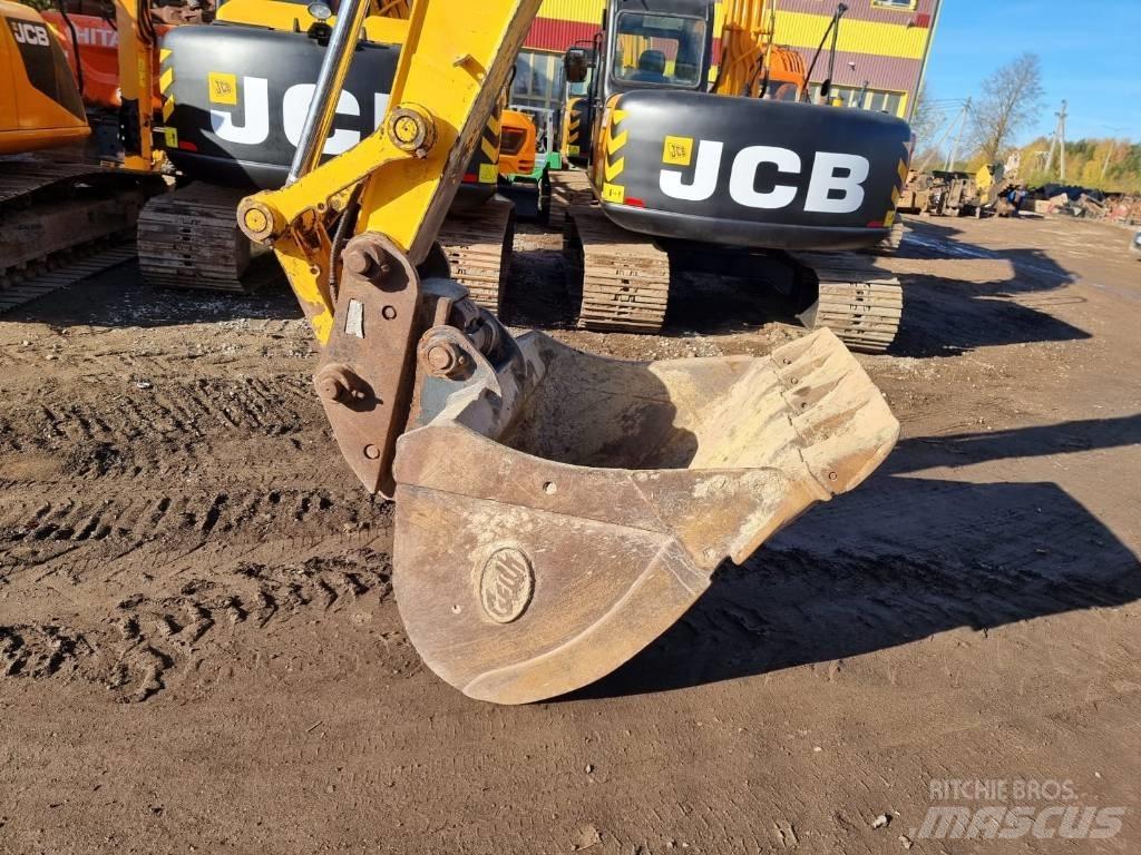 JCB JS 130 LC T4i Telakaivukoneet