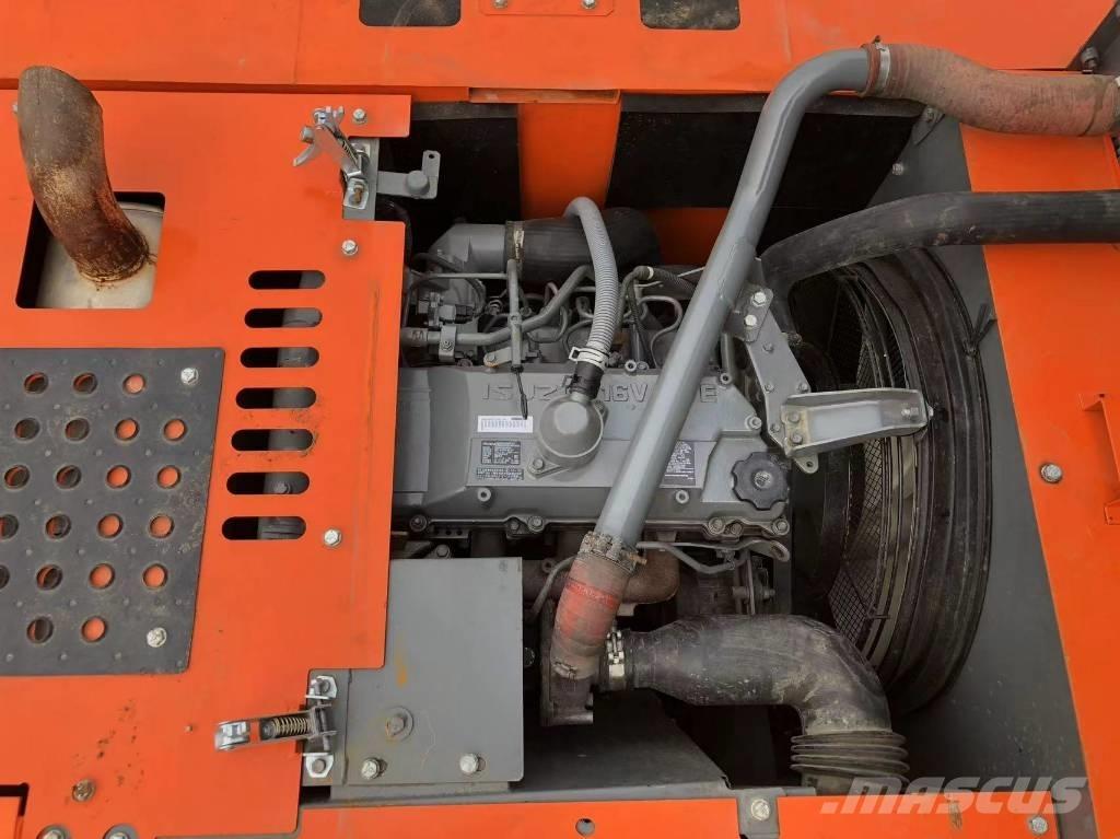 Hitachi 240 Telakaivukoneet