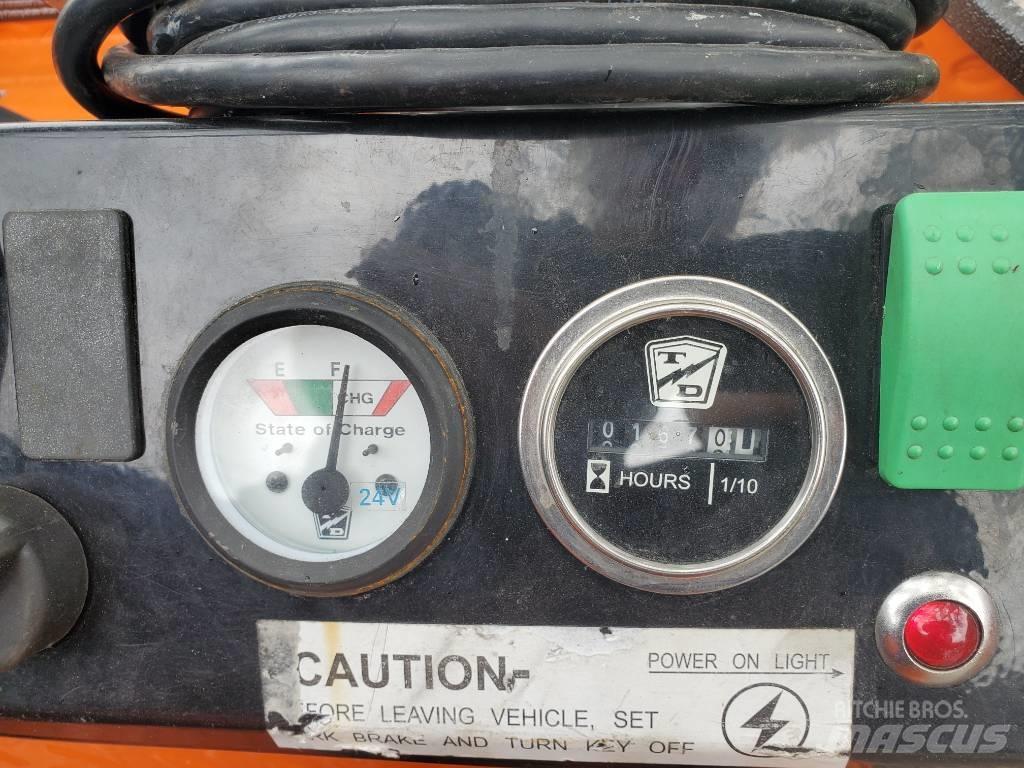 Taylor-Dunn SS536 Vetotrukit