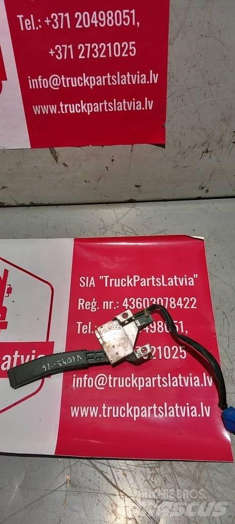 Volvo FH 12.   20399175 Ohjaamot ja sisustat