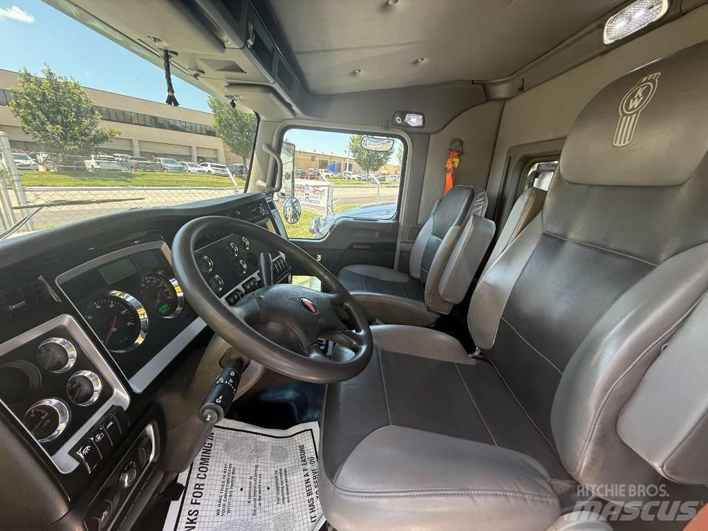 Kenworth T 800 Vetopöytäautot