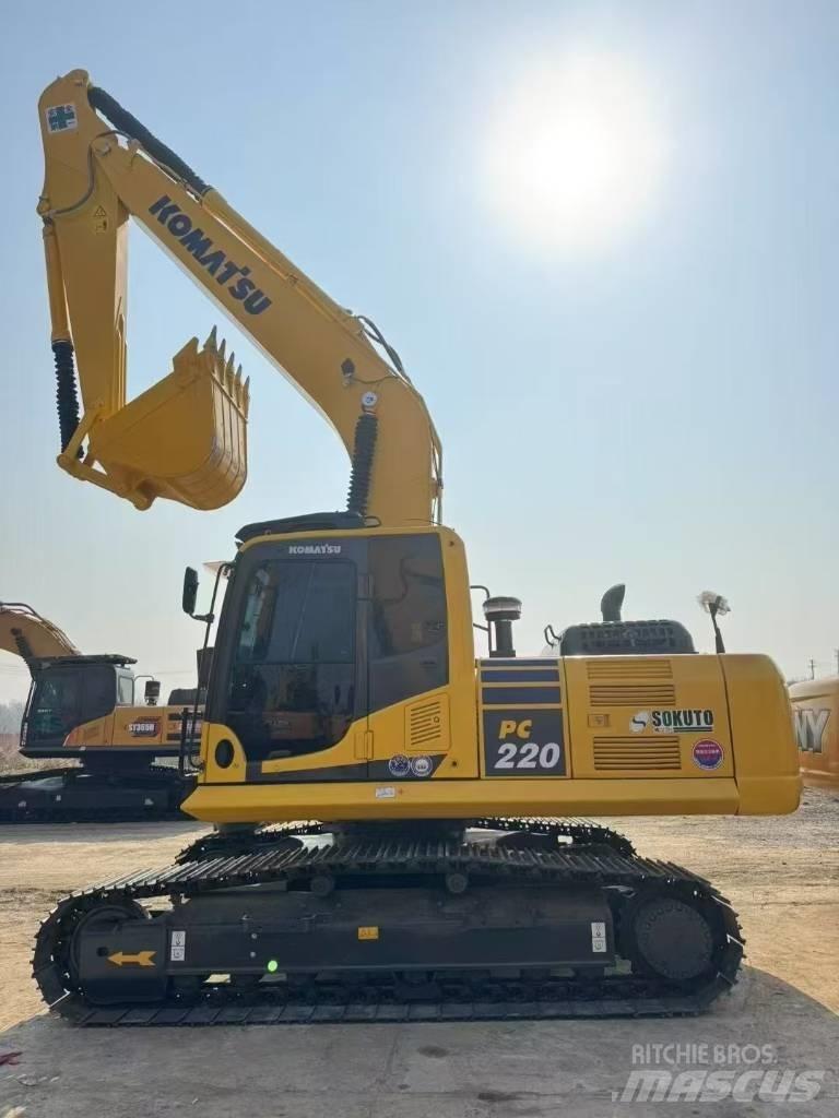 Komatsu 220-8 Telakaivukoneet