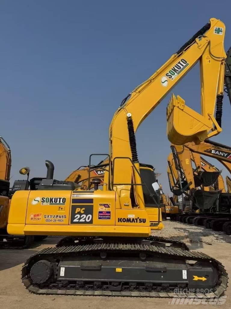 Komatsu 220-8 Telakaivukoneet