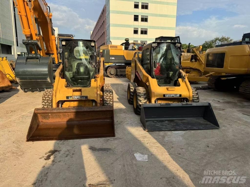 CAT 246 C Liukuohjatut kuormaajat