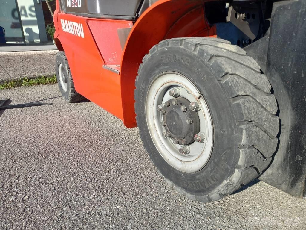 Manitou MI 25 Dieseltrukit