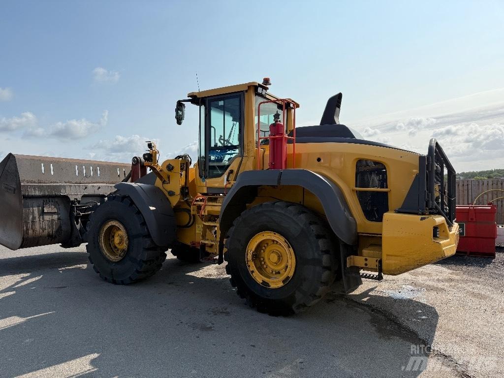 Volvo L 120 H Pyöräkuormaajat
