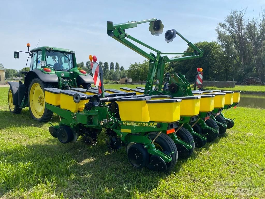 John Deere 1760 Istutuskoneet