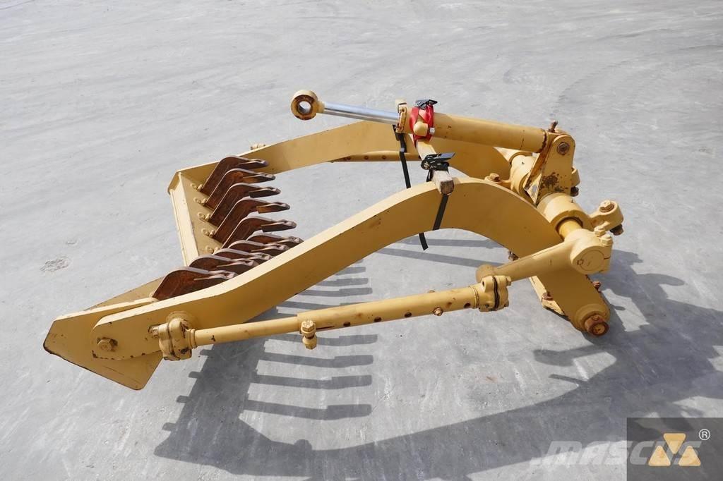 CAT 140H Scarifier Muut