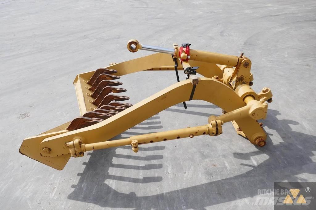CAT 140H Scarifier Muut
