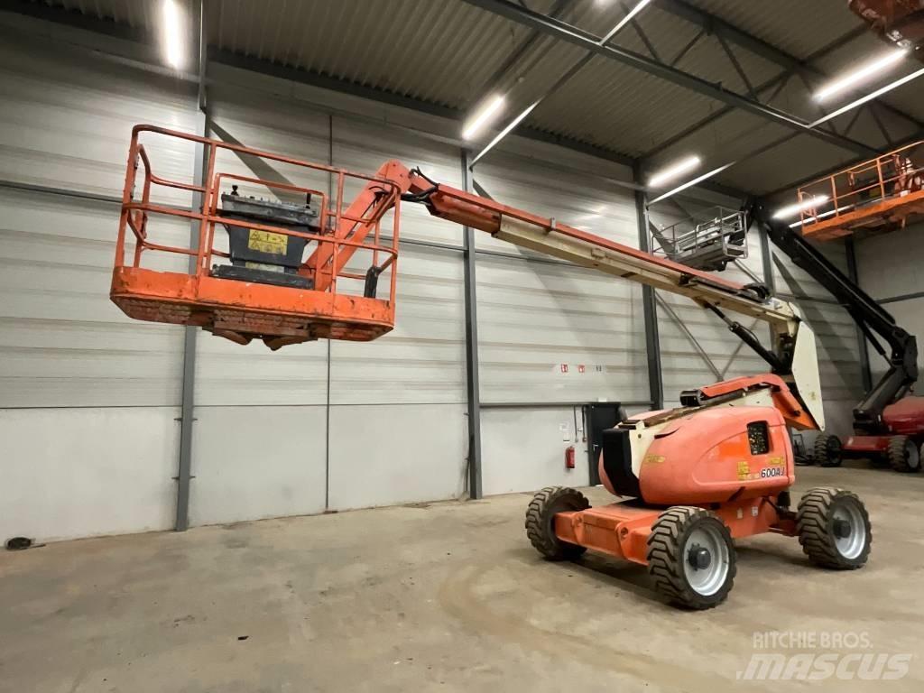 JLG 600 AJ Kuukulkijat