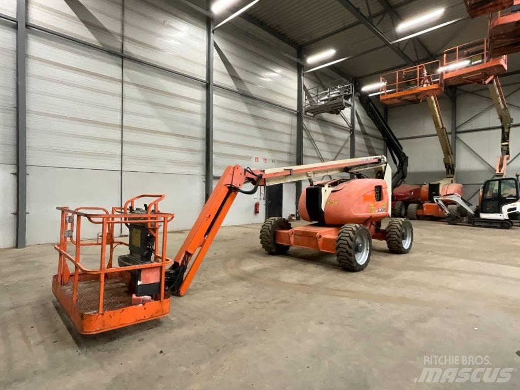 JLG 600 AJ Kuukulkijat
