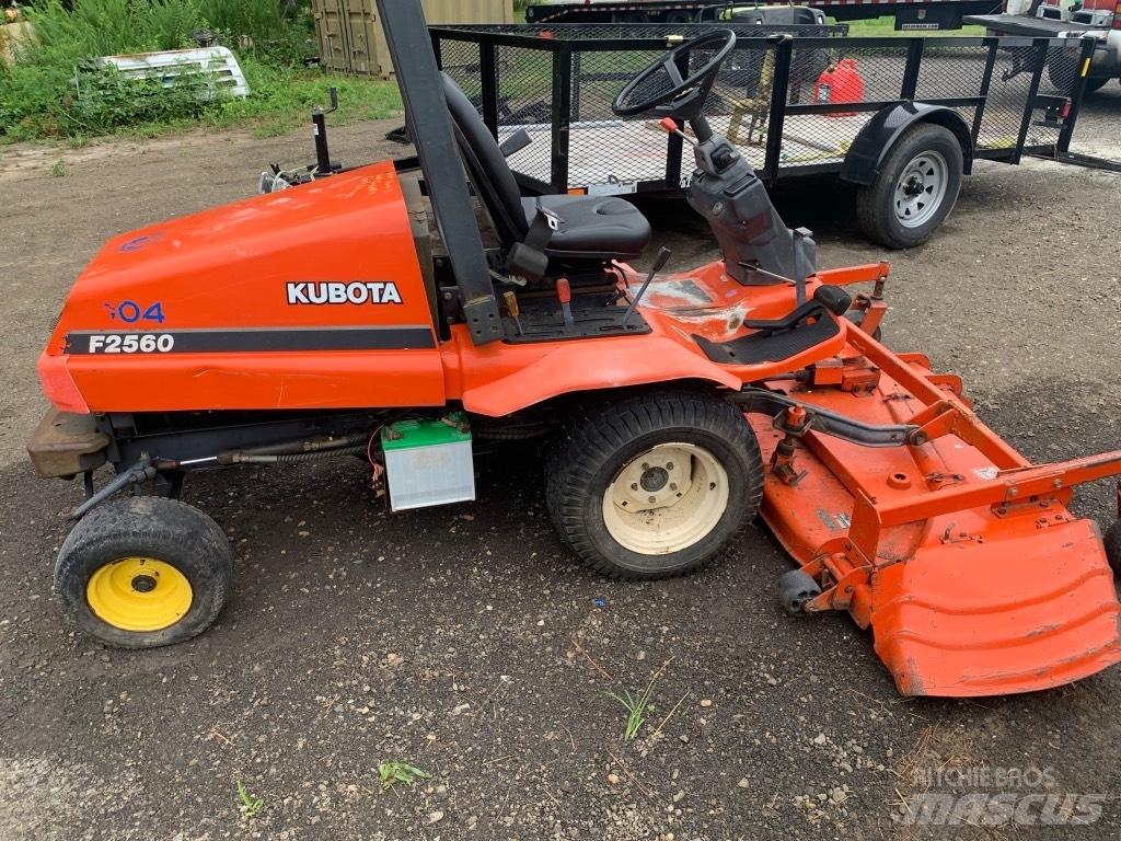Kubota F 2560 Muut koneet