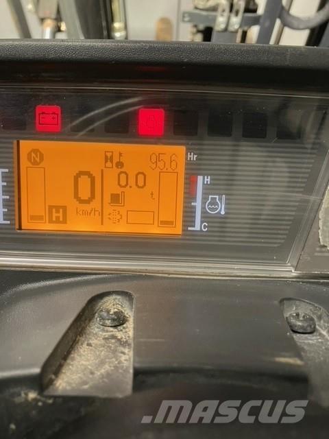 Mitsubishi FD25N3 Dieseltrukit