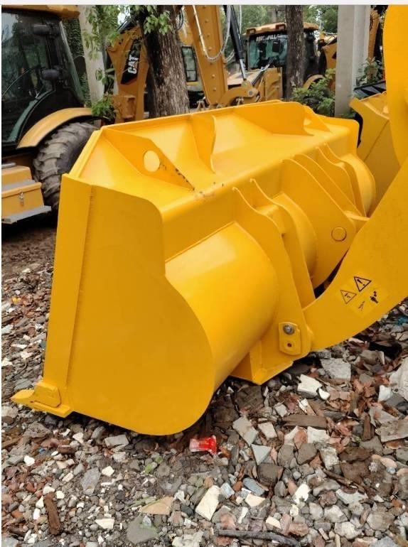Komatsu WA 320-5 Pyöräkuormaajat