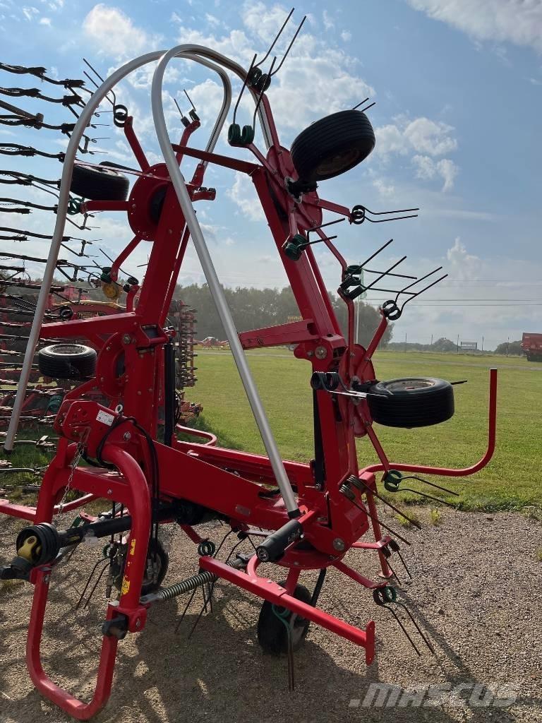 Kverneland 8568 Pöyhimet ja haravat