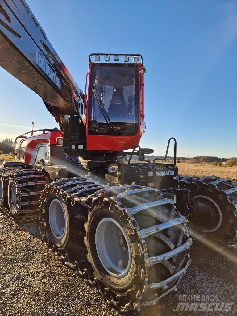 Komatsu 931XC Harvesterit