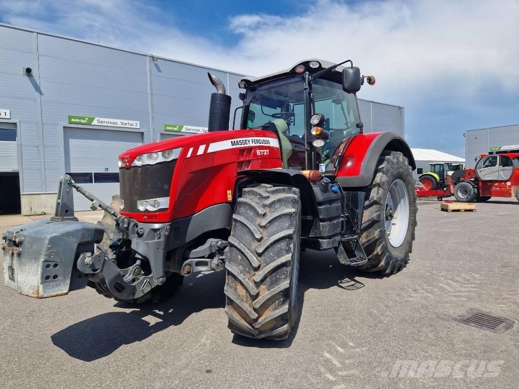 Massey Ferguson 8737 Traktorit