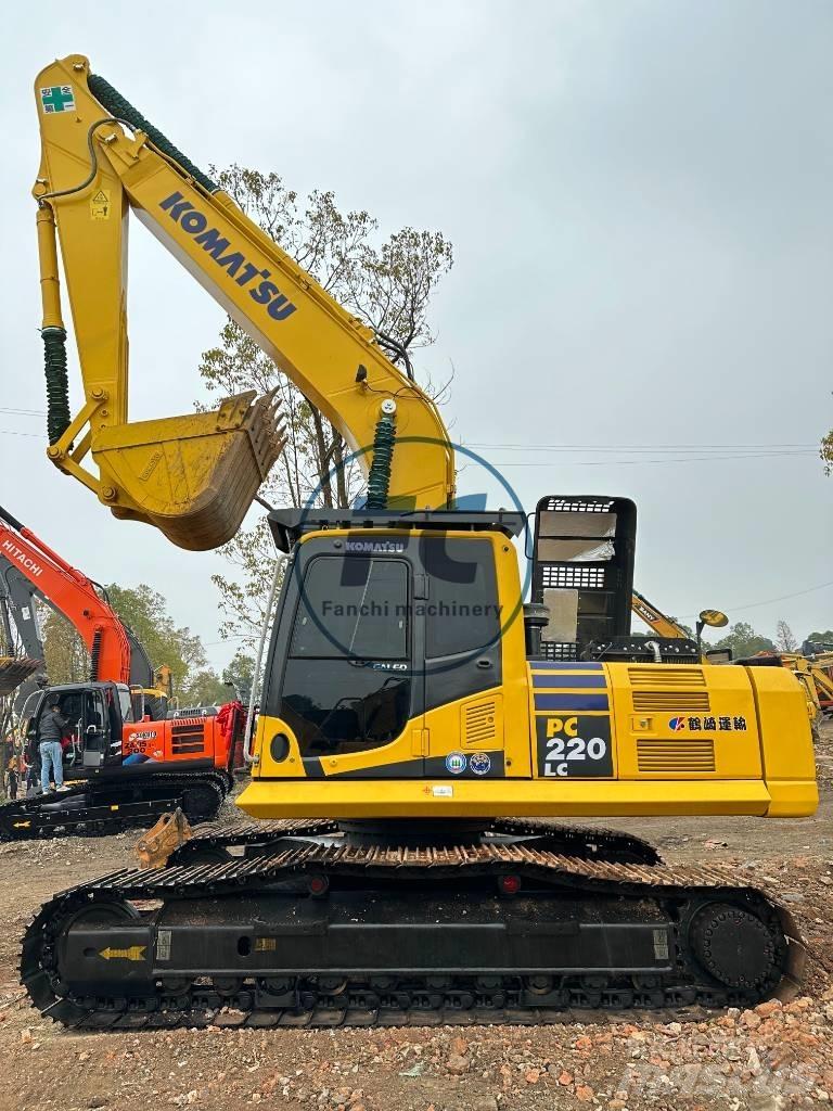 Komatsu PC 220 LC Telakaivukoneet
