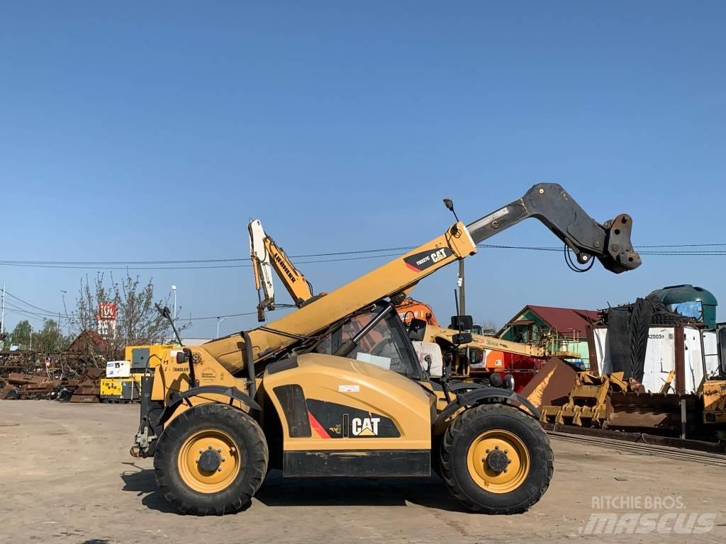 CAT TH 337C Maatalouskurottajat