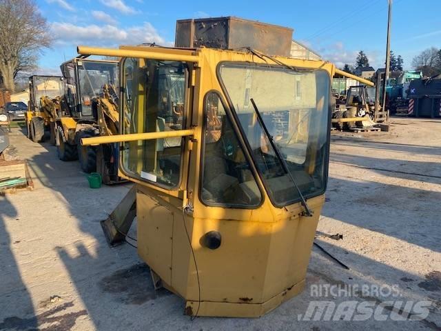 CAT 992 C Ohjaamo ja sisusta