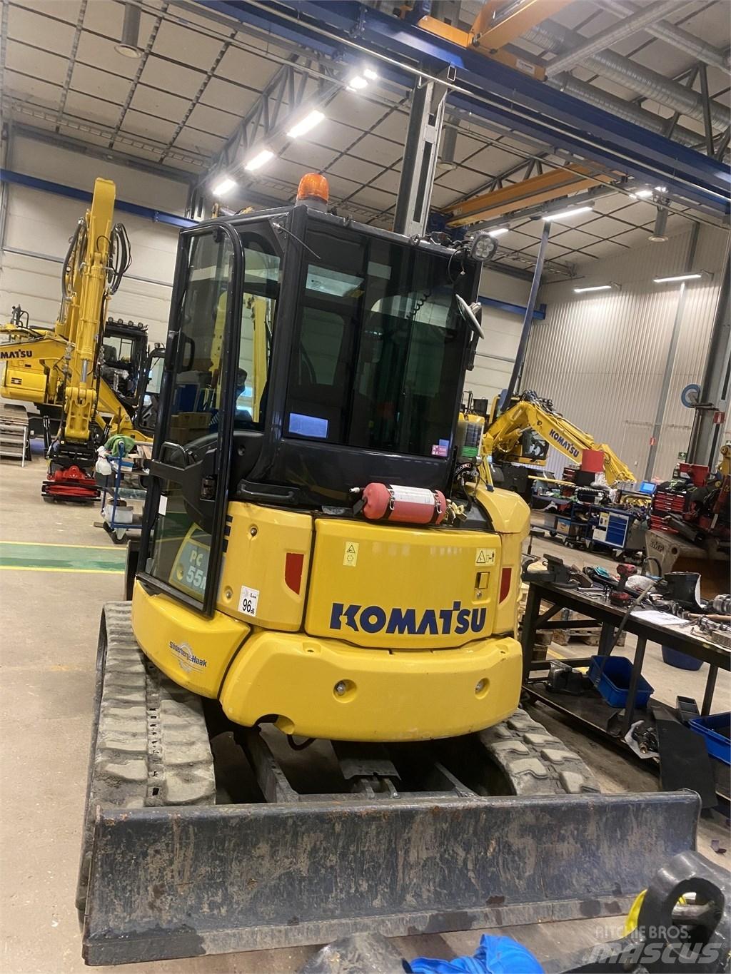 Komatsu PC55MR-5 Minikaivukoneet < 7t