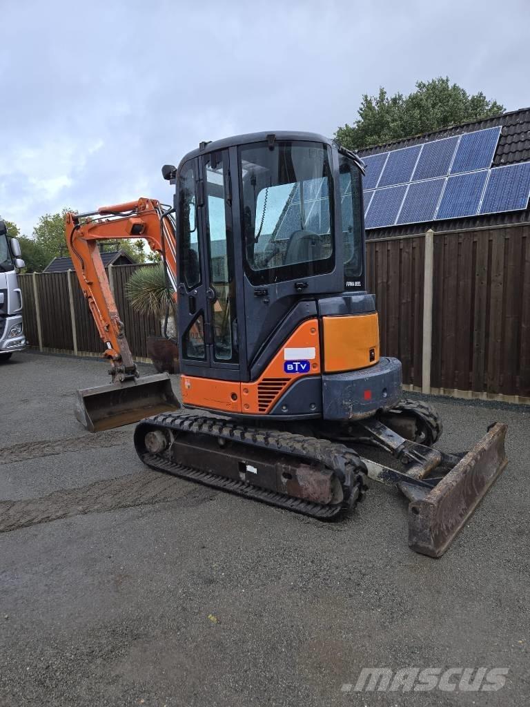 Hitachi ZX 35 U-2 Minikaivukoneet < 7t
