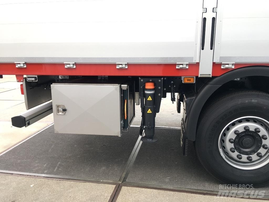 Scania R 500 LB Nosturiautot