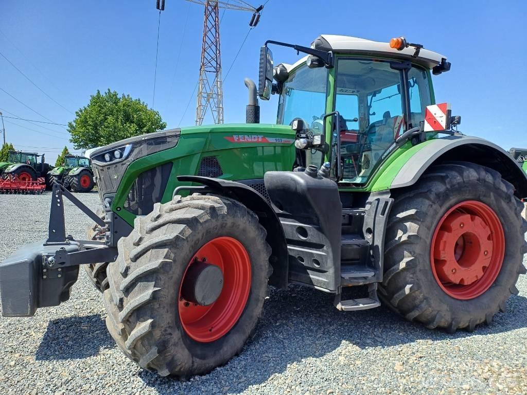 Fendt 933 Vario Traktorit