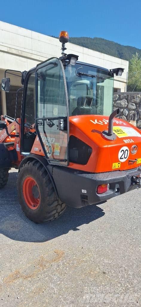 Kubota R 090 Pyöräkuormaajat