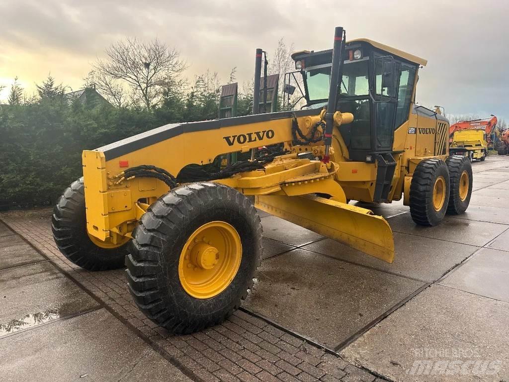 Volvo G 930 Tiehöylät