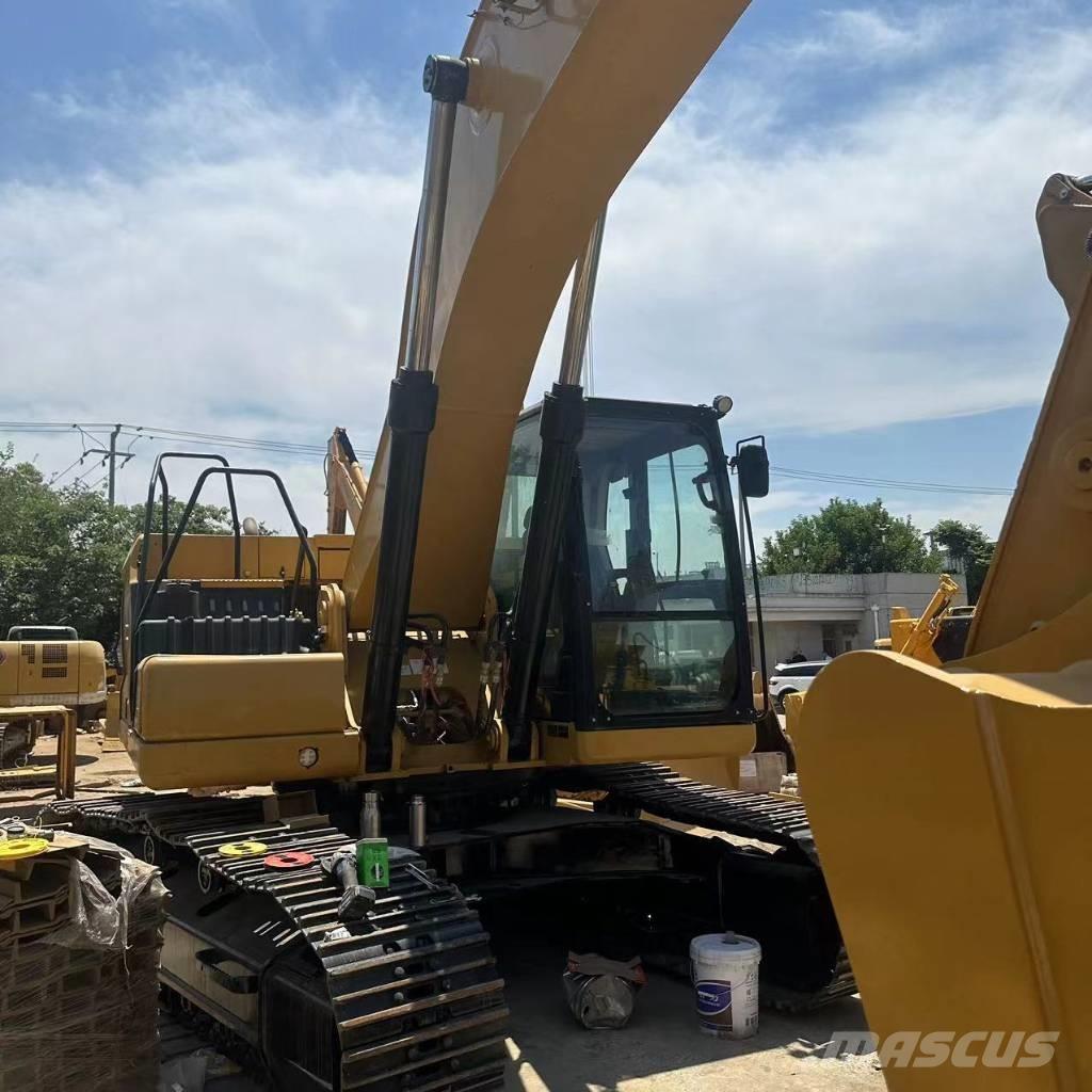 CAT 330 Telakaivukoneet