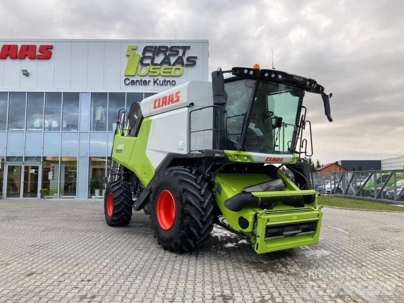 CLAAS TRION 650 Leikkuupuimurit