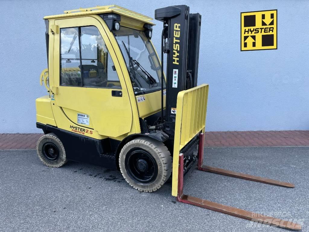 Hyster H2.5FT Nestekaasutrukit
