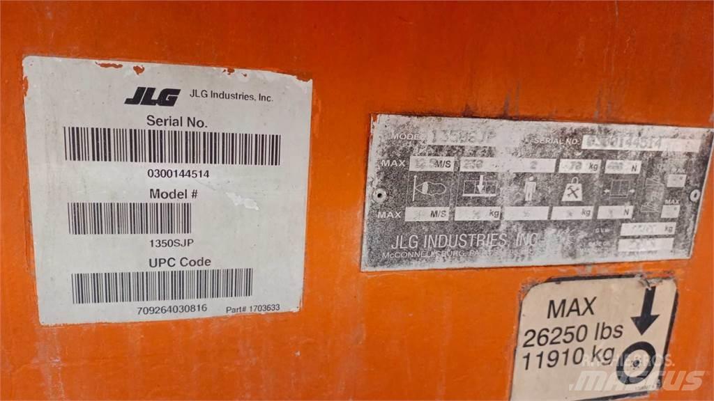 JLG 1350SJP Teleskooppipuominostimet
